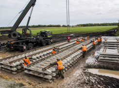 Строительство железной дороги в обход Украины в Воронежской области могут приостановить