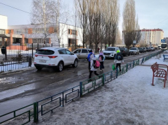 Воронежцы просят обезопасить детей у школы в Тенистом 