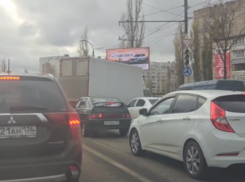 «В этой пробке можно умереть»: Остужевское кольцо парализовали выключенные светофоры 