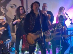 Пестрые мотивы в духе Эмира Кустурицы прозвучали в центре Воронежа