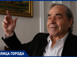 Об ошеломительном успехе и спорах с Леонтьевым рассказал 80-летний участник «Голоса» из Воронежа