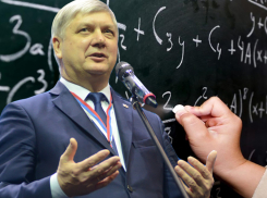 57 процентов фальшивых голосов за Александра Гусева насчитали столичные математики