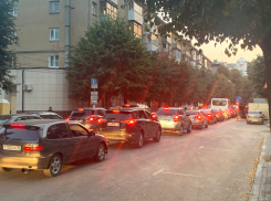 И это еще виадук не разобрали: центр Воронежа встал в колоссальных пробках