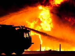 Благодаря добровольцам МЧС удалось спасти человека и 1,5 млн рублей