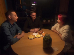 Градус Гнева: Красавица-прокурор, авиаперевозчик без самолетов и блогерские контракты с властью