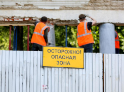 Воронежцы опасаются превращения парка в центре города в элитную парковку