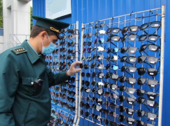 Gucci и RayBan: в Воронеже изъяли очки, маскировавшиеся под элитные бренды