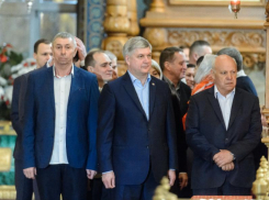 Стало известно, как провел пасхальную ночь губернатор Воронежа