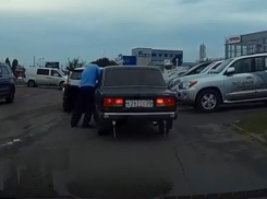 В Воронеже полковник ВВС безнаказанно избил водителя «семерки» 