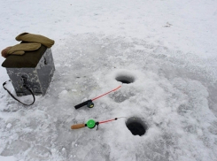 Спасатели рассказали о толщине льда на Воронежском водохранилище 