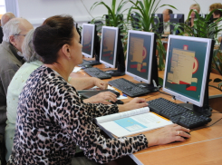 Воронежские пенсионеры познакомились с «Азбукой Интернета» от «Ростелекома»