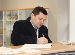 Глава воронежского филиала «Почты России» цинично обманывал свою бухгалтерию