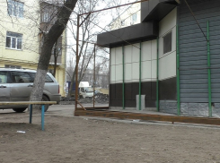 Воронежский бизнесмен решил расширить павильон за счет детской площадки