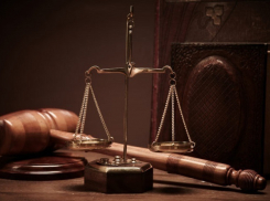 Адвокат и сын судьи Воронежского облсуда подозревается в мошенничестве