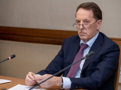 70-летний юбилей отмечает видный воронежский экс-губернатор Алексей Гордеев