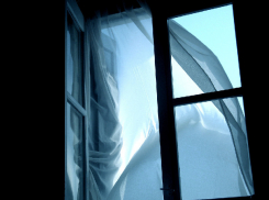 91-летний пенсионер выпрыгнул с шестого этажа в Воронеже 