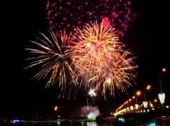 Салют за 2 млн рублей отгремел над Воронежским водохранилищем