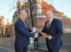 Прокуратура погрозила пальцем Александру Цыбаню и правительству Гусева