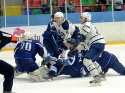 Воронежский «Буран» на домашнем льду проиграл питерскому «Динамо» 1:2