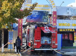 Закрыли все входы: как выглядит рынок после пожара в Воронеже 