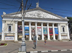 Новая вспышка коронавируса закрыла Воронежский театр оперы и балета