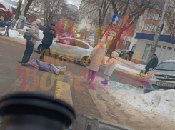 19-летнюю девушку сбили в центре Воронежа