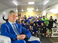 Воронежский «Факел» победил в подозрительном матче под присмотром губернатора