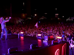 Как прошел первый день фестиваля «Чернозем», показали за минуту в Воронеже