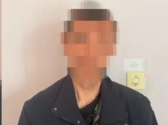 Утренний карманник-гастролер обворовал пассажиров воронежских автобусов 