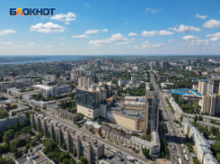 Попадавшая под уголовное дело компания обновит остановки для метробуса в Воронеже