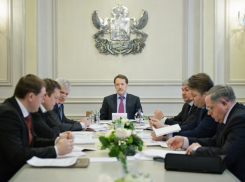 В Воронеже Алексей Гордеев потребовал от ЖКХ улучшить качество услуг