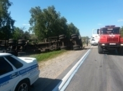 В страшном ДТП с молоковозом в Воронежской области погибли два ребенка и молодая женщина