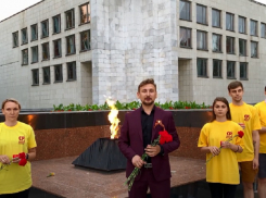 «Справедливая Россия» зажгла «Свечи памяти» в Воронеже