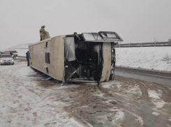 За рулем перевернувшегося на М4 «Дон» автобуса с 26 пассажирами был гражданин Украины 