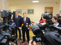 Александр Гусев запутал журналистов и не стал рассказывать о своих первых шагах на посту мэра