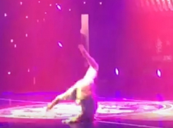 Потрясающую пластику показал в Воронеже Ильдар Гайнутдинов 