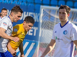 Два игрока воронежского «Факела» попали в символичную сборную ФНЛ 33-го тура