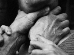 Житель Воронежской области, чуть не изнасиловавший женщину, отправится в тюрьму 