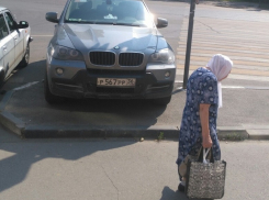 Воронежец на BMW показал мастер-класс по парковке