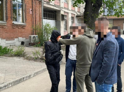 Участник смертельной драки у воронежского бара сам сдался правоохранителям 