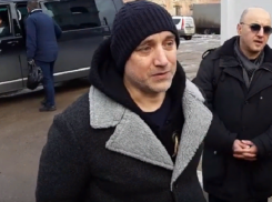 Со скандальными речами и губернаторскими почестями приехал в Воронеж Захар Прилепин