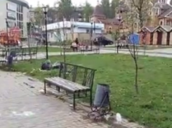 В помойку превратили территорию у храма перед Пасхой в Воронеже 