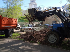 «ПИК-Комфорт» ответил на обвинения в постановочной уборке двора в Воронеже