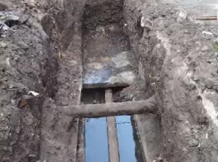 Причину отсутствия горячей воды на Бульваре Победы наглядно показали в Воронеже