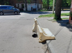 “Бомбу замедленного действия” заметили на дороге в Воронеже