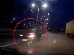 Экстремальный уворот от безумца сняли на трассе М4 «Дон»