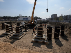 В Нововоронеже заложили первый камень будущей Ледовой арены