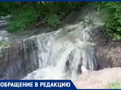 Мощный поток зловонных нечистот прорвался в воронежский лес