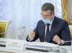 Первый из чиновников: Щукин поздравил воронежцев с 23 февраля в эпоху ковида