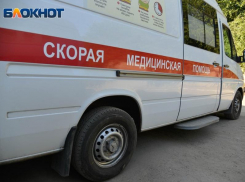 5-летний малыш упал с балкона третьего этажа в Воронеже: медики раскрыли его состояние